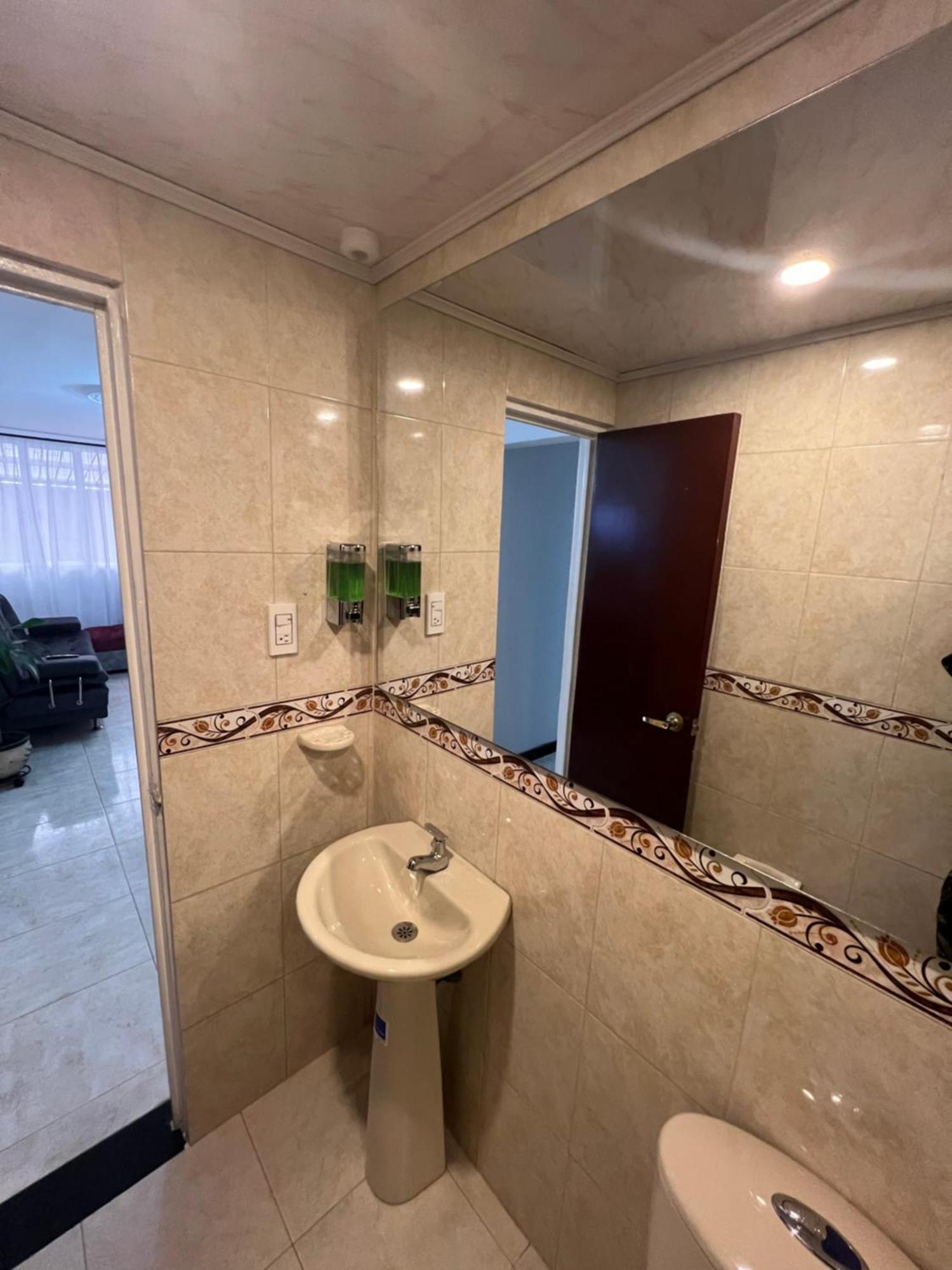 Hermoso Cerca Al Aeropuerto! Apartamento Bogotá